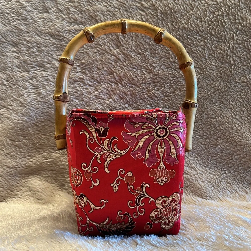 Novelty & Fun “Take Out” Purse - Picture 3 of 12
